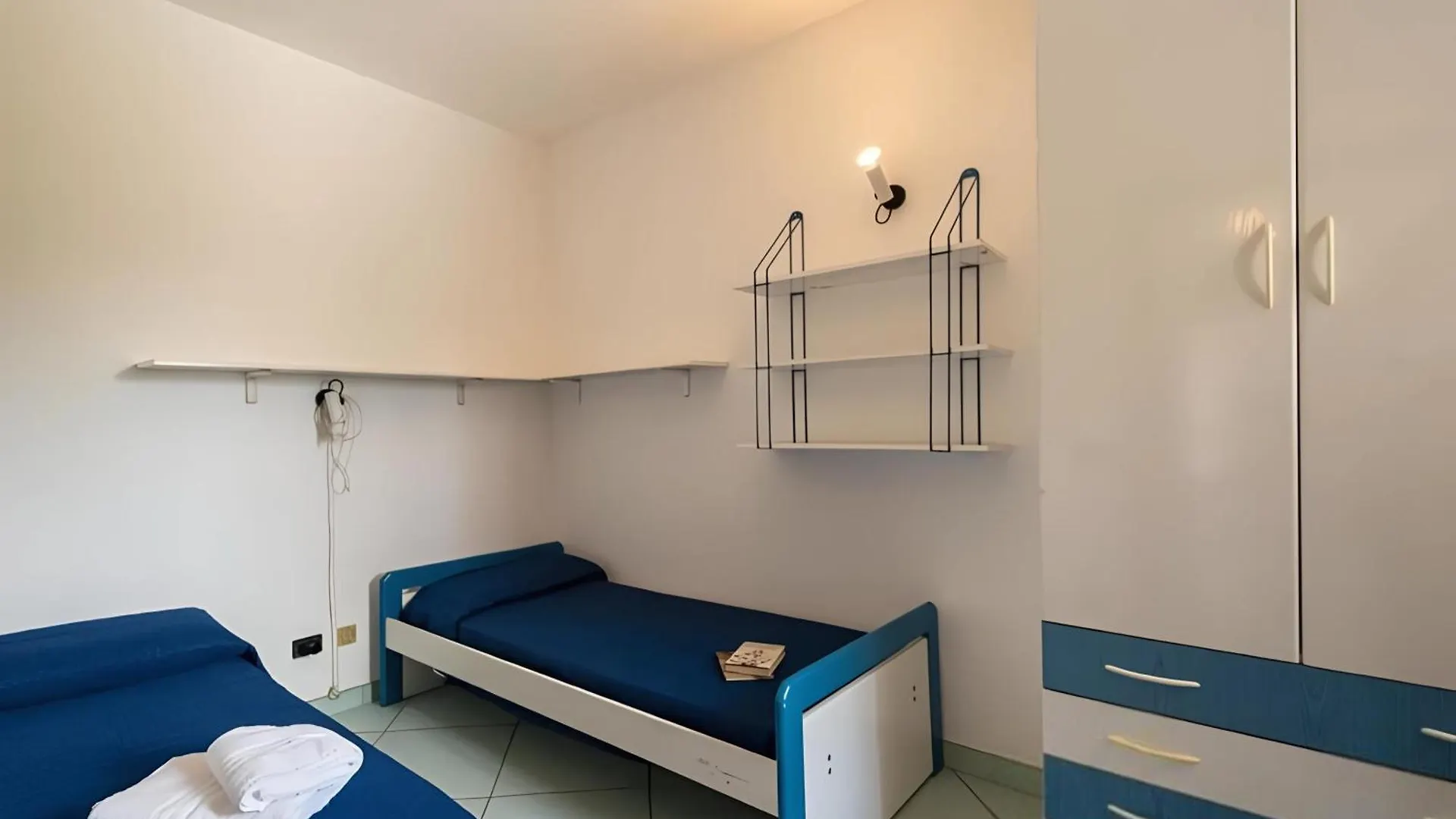 Villa Viola E Giulio سكوبيلو 0*,  إيطاليا